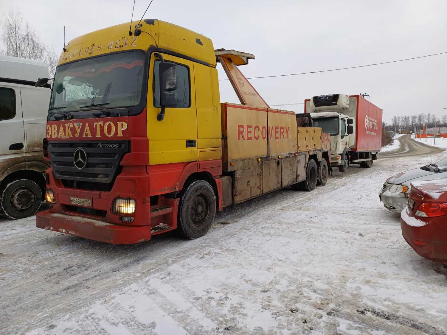 Эвакуатор грузового транспорта